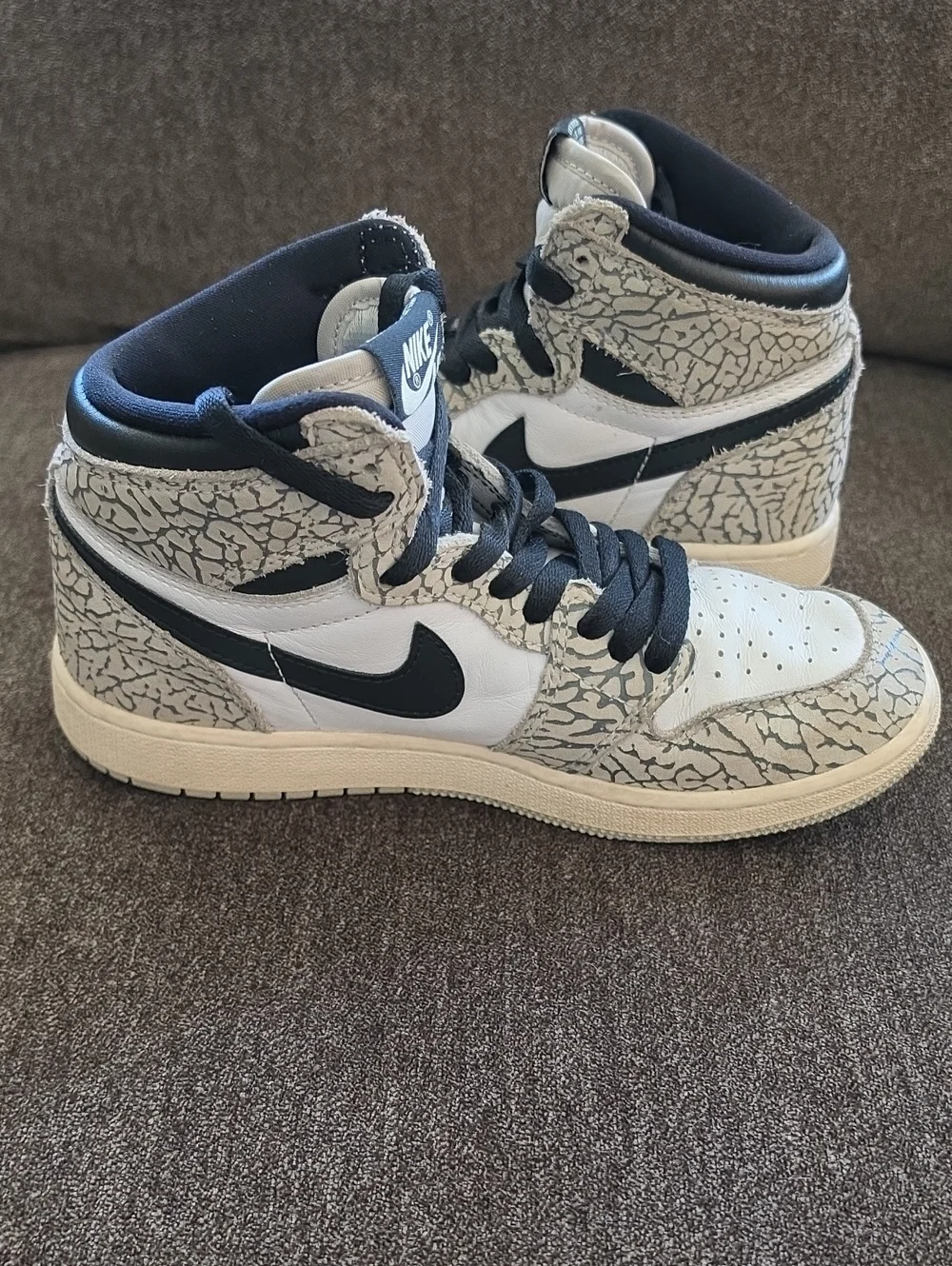 Nike Jordan 1 Retro High-Top Sneakers in White Cement
